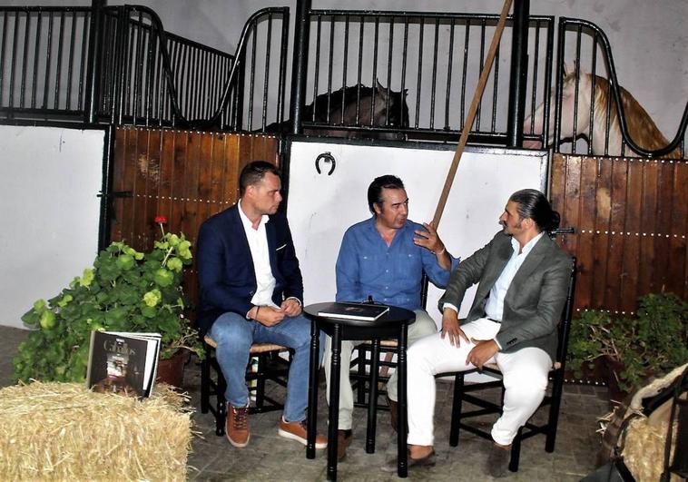 Presentación del espectáculo en la Escuela Municipal de Equitación.