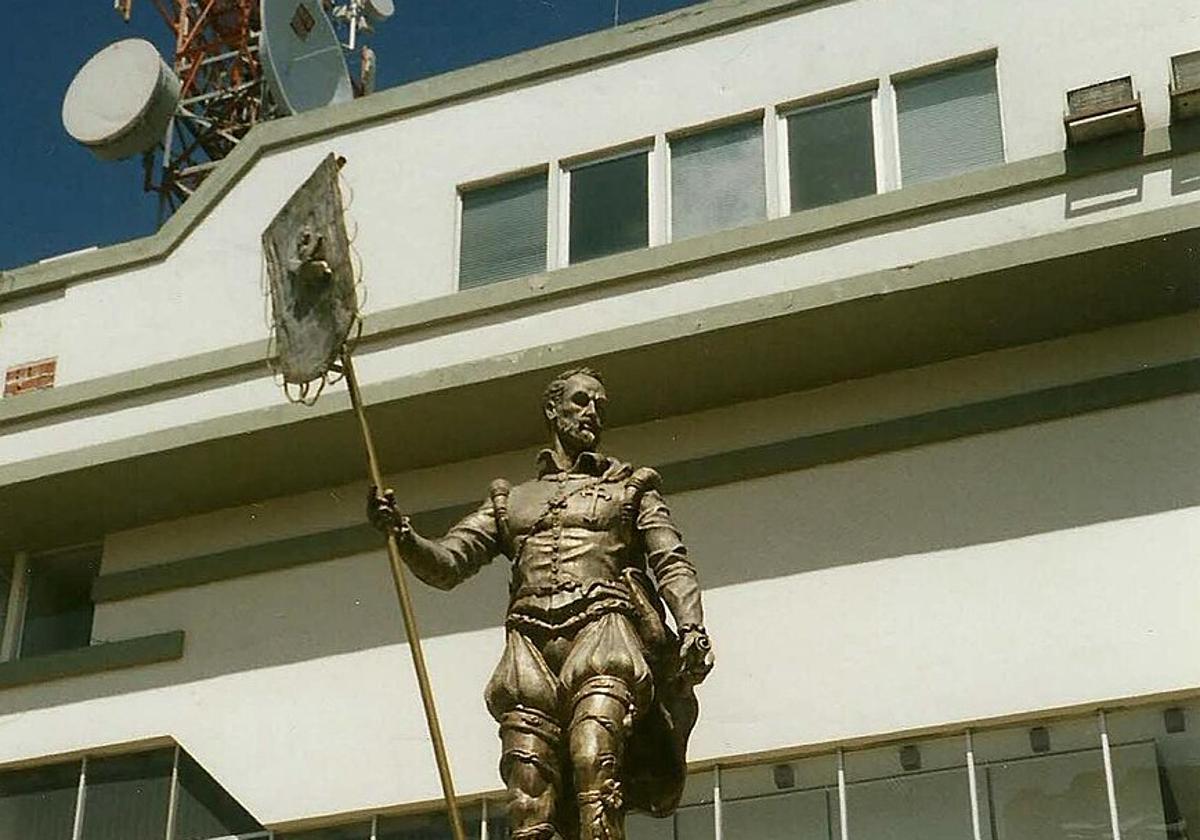 Monumento a Manuel de Castro en Bolivia.