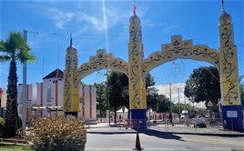 Así luce la portada del ferial.