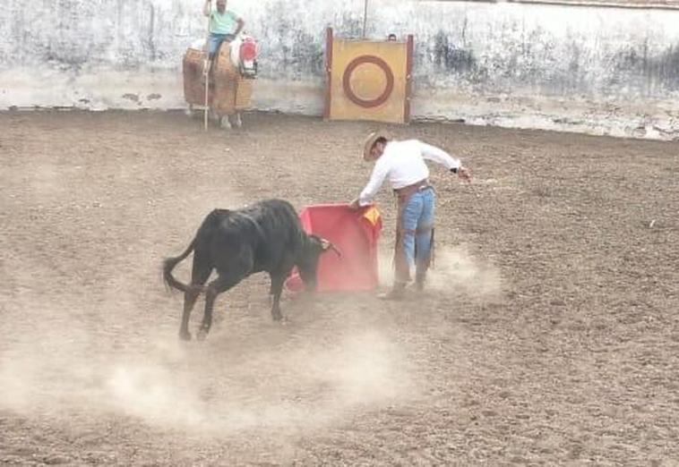 David Valiente, el torero reconvertido en ganadero y maestro de promesas