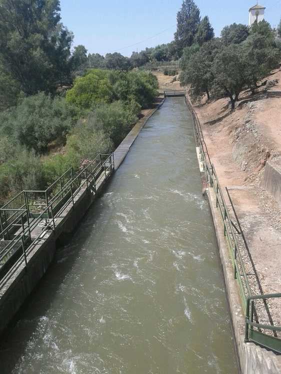 Las últimas lluvias mejoran el campo, pero sin incidencia en los embalses