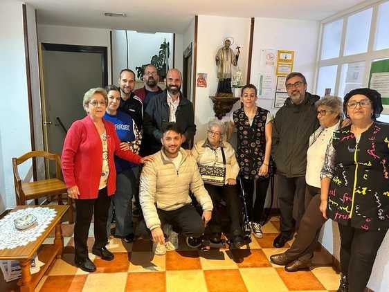 Manolo Mezquita, en una reciente visita al Centro San Vicente de Paúl.