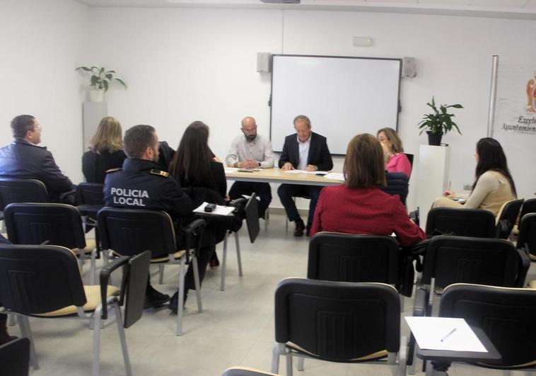 Reunión de constitución de esta mañana.