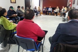 Reunión técnica del protocolo ayer en el Palacio de los Niños de Don Gome.