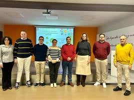 EMPRENDEDORES QUE CONTARON SUS EXPERIENCIAS CON LOS RESPONSABLES DE LA IDEA.