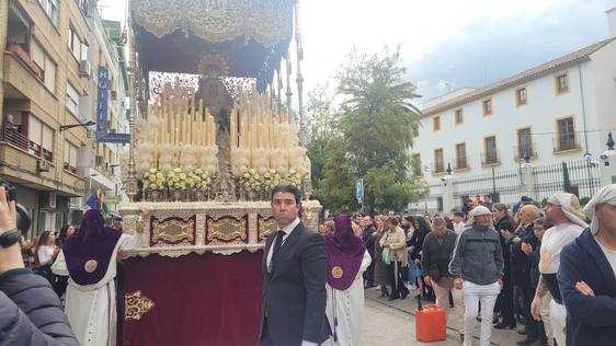 Jueves Santo de grandes sensaciones y contrastes en Andújar