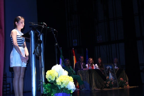 Vibrante arranque de la 22ª Romería Escolar en el Teatro Principal de Andújar