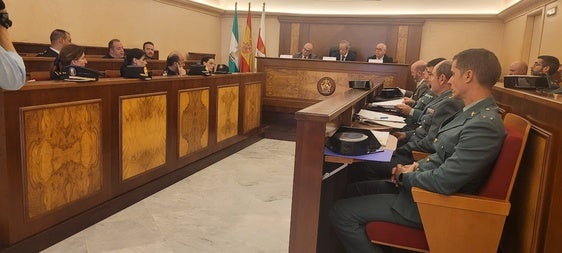 Reunión de la Junta Local de Seguridad esta mañana en el salón de plenos municipal.