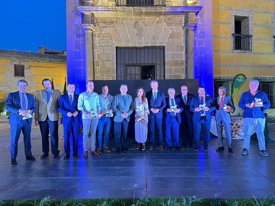La Junta en Jaén otorga sus primeros premios taurinos para defender la fiesta nacional