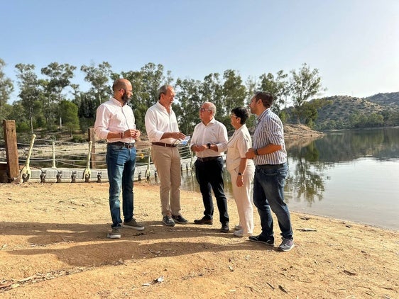 Jesús Estrella presenta la campaña '0 ahogados' en la primera playa con bandera azul de Jaén