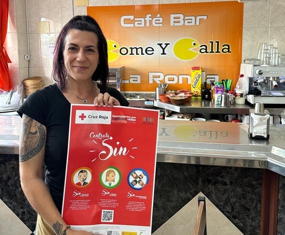 Cruz Roja allana la igualdad de oportunidades para trabajar en la restauración