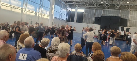 El Certamen de Baile de los CPA de la provincia congrega a cerca de 400 personas en Andújar