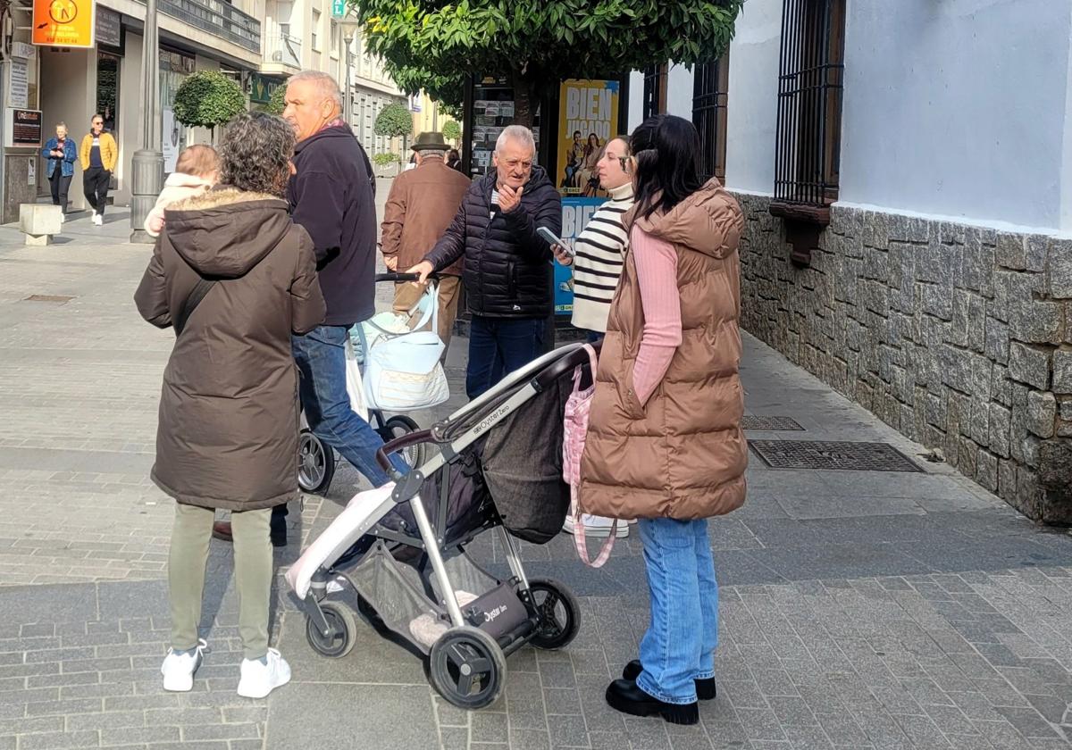 La idea de potenciar la natalidad tratará de frenar la sangría de población en Andújar.