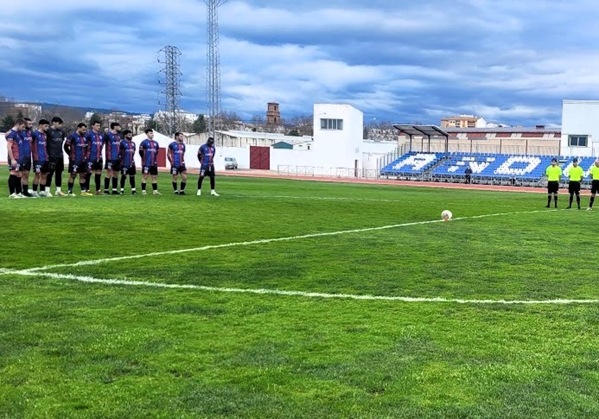 MINUTO DE SILENCIO EN EL CHOQUE DE ESTE DOMINGO ENTRE EL ILITURGI Y EL ATLÉTICO JAÉN