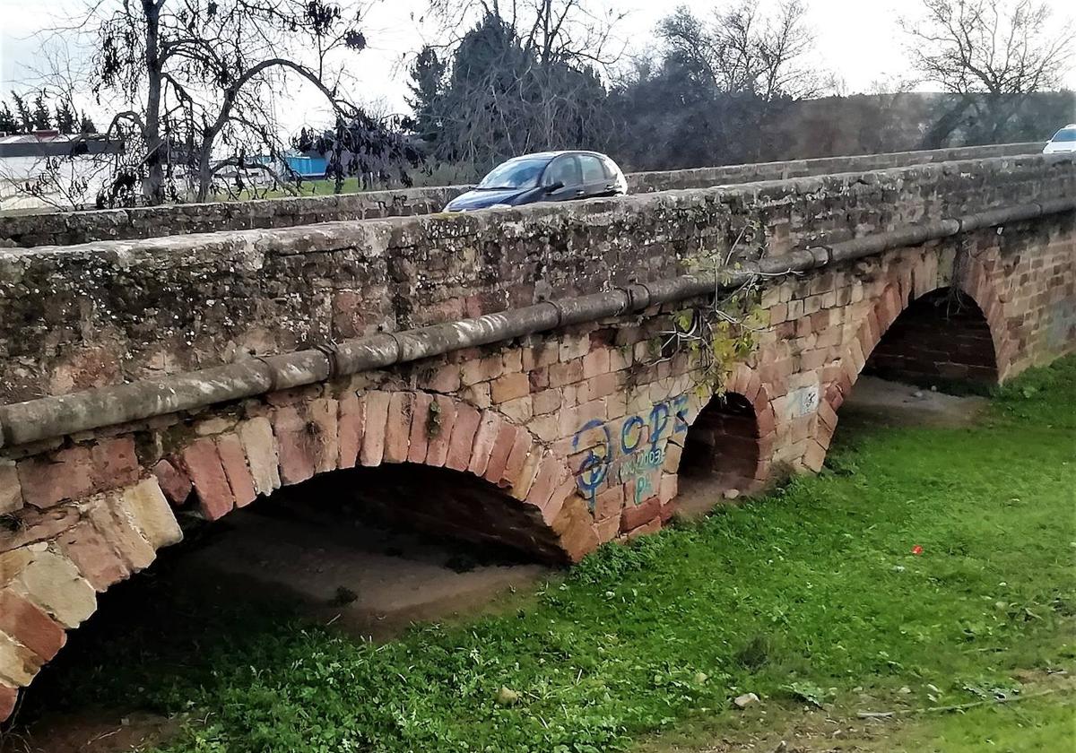 Junta y Consistorio maduran el arreglo del del puente romano con apoyo externo