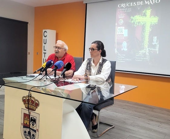 Siete cofradías se implicarán en las Fiestas de las Cruces de Mayo