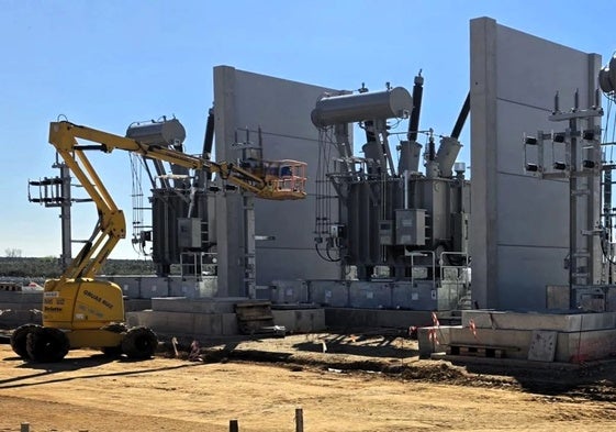 Construcción de plantas solares en la zona de la carretera de la Parilla.