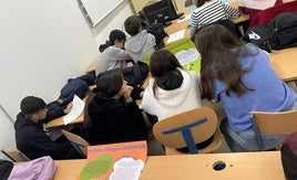 Jóvenes durante un taller formativo en el presente curso.