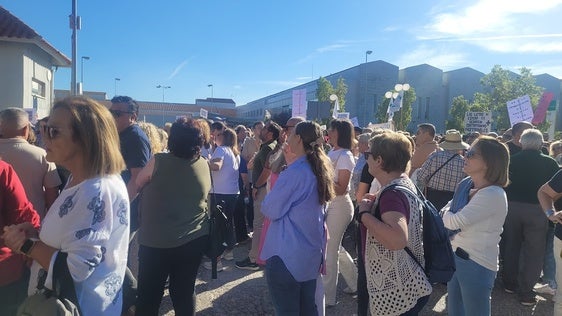 Unión firme y sin fisuras para defender el hospital