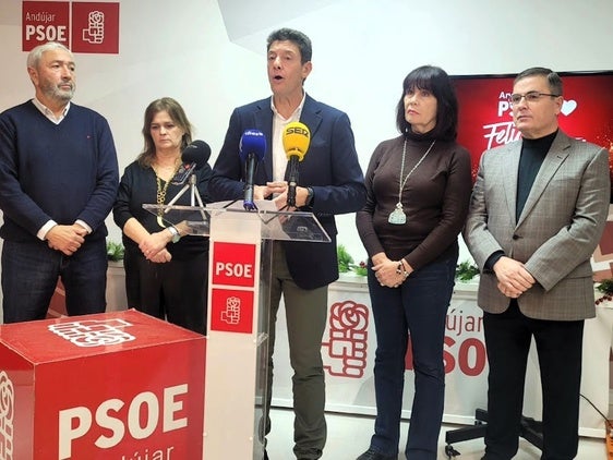 El PSOE tilda al actual equipo de gobierno del «fracaso y el engaño»