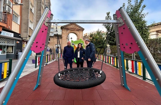 El Consistorio emprende la mejora de los parques infantiles