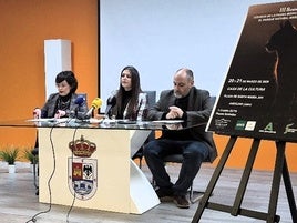 INÉS ARCO, AZUCENA CEPEDELLO Y VICENTE RUIZ ESTE MIÉRCOLES EN LA PRESENTACIÓN.