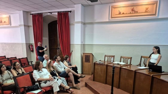 El alumnado que desarrolla el proyecto RAÍZ Jaén presenta sus resultados para elaborar la agenda urbana local de Arjona