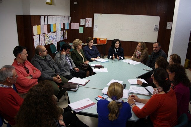 Primera reunión de coordinación para el reparto de recursos y alimentos