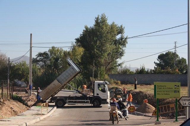 Continúan las obras en la calle Verbena
