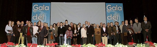 Andújar distingue a los mejores clubes y deportistas, locales, provinciales y nacionales de 2012