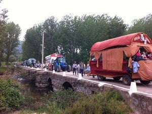 Lugar Nuevo se llena de ambiente romero