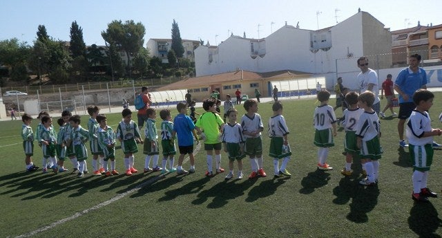 Cinco equipos participan en liga bebé disputada el pasado fin de semana en el campo de Santa Úrsula de Andújar