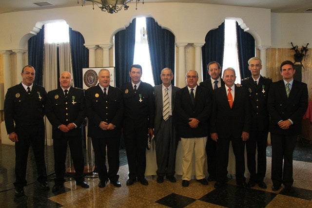 Reconocimiento al mérito policial a cuatro agentes en el Día de la Policía Local