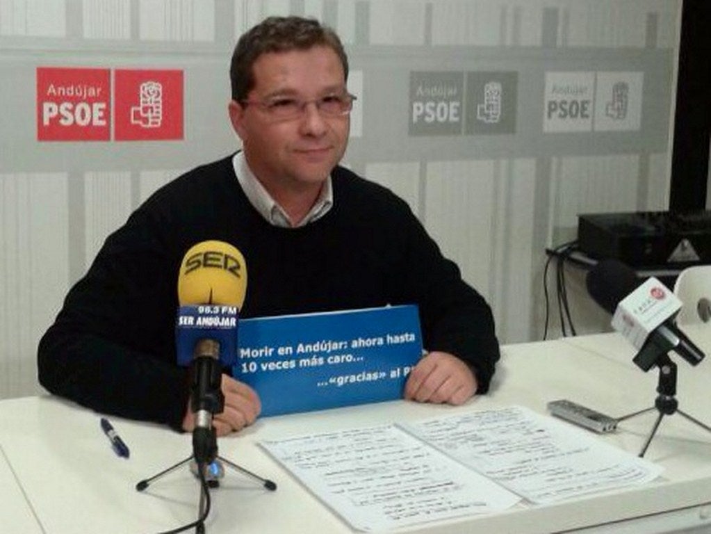 El PSOE anuncia más aumento del déficit en el Ayuntamiento y una disminución de las inversiones