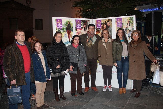 6 afortunados disfrutan de las Rebajas en el comercio de Andújar gracias al sorteo de la Campaña de Navidad