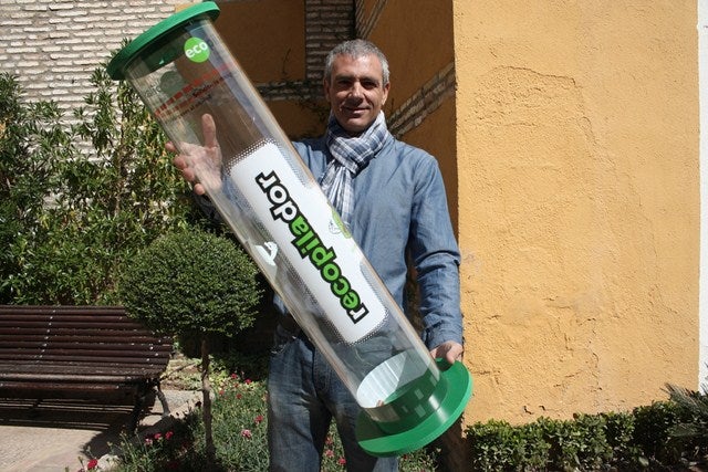 Medio Ambiente promueve el reciclaje de pilas en centros públicos, colegios y comercios