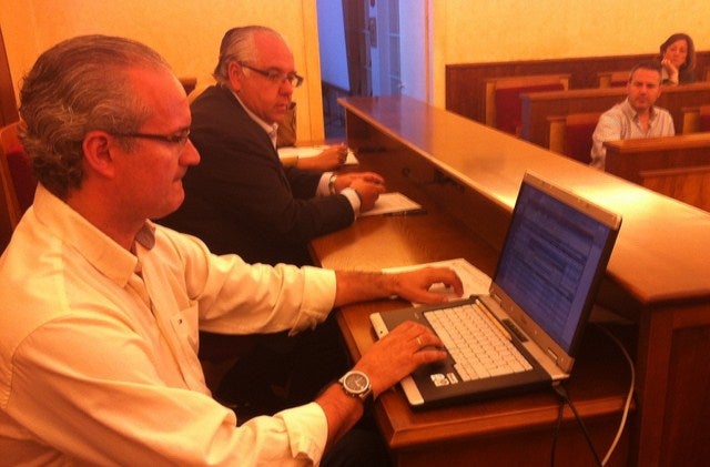 Designados por sorteo los miembros de las mesas electorales para los próximos comicios europos