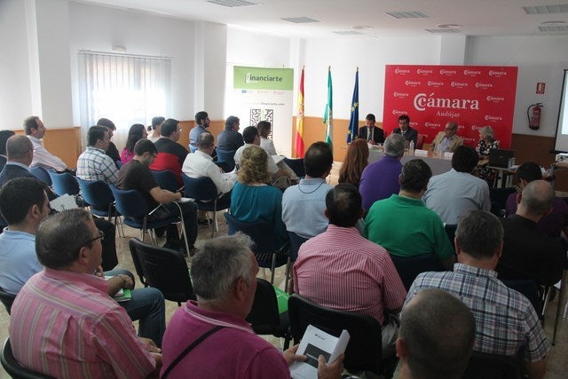 La Cámara de Comercio de Andújar asesora al sector empresarial sobre las vías de financiación a través de unas jornadas
