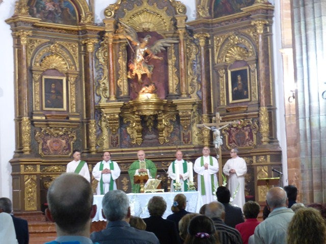 Culmina con gran reslpado social la Semana de San Miguel