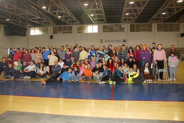 Diversión e integración en la gymkhana de deporte adaptado