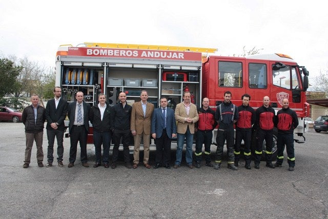 El Ayuntamiento invierte en una autobomba para la extinción de incendios