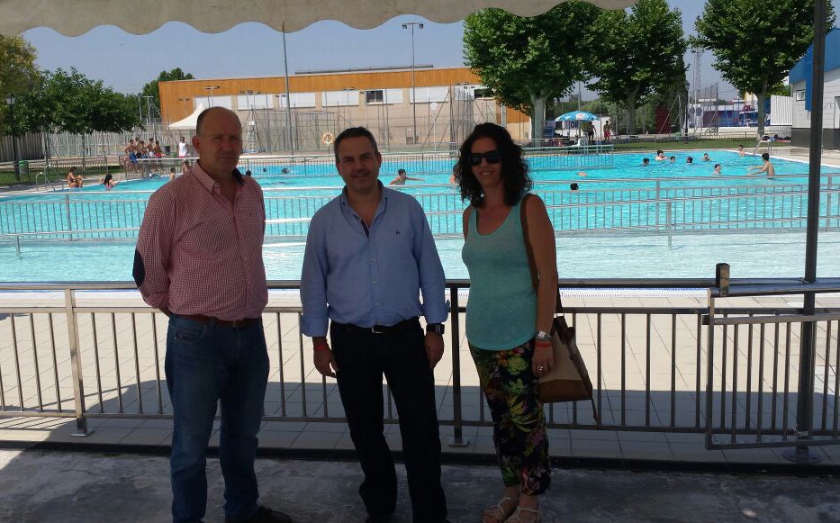 Abierta por vacaciones la piscina de Egido del Puente