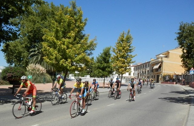 La XXIV Ruta Cicloturista Virgen de la Cabeza bate el récord de participación
