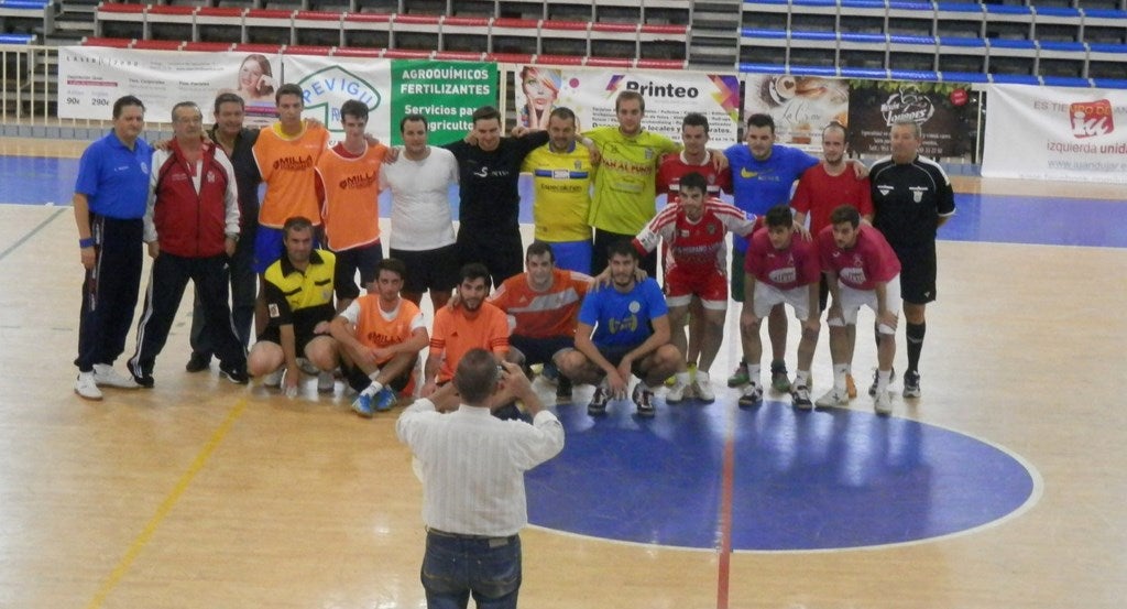 El Andújar F. S. cumple 30 años y reúne a buena parte de sus jugadores