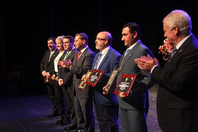Enrique Gómez y La Garrocha premiados por su contribución con los galardones de Oro y del Año 2016
