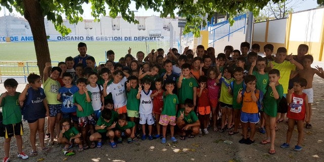 Deportistas participantes en el  Campus. 