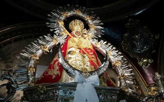 El rector de la Basílica y Real Santuario de Nuestra Señora de la Cabeza detalla los motivos de la restauración de la imagen de 'La Morenita'