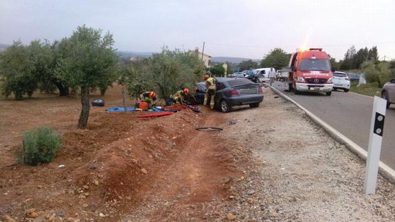Atrapados tras un accidente en la carretera al Santuario