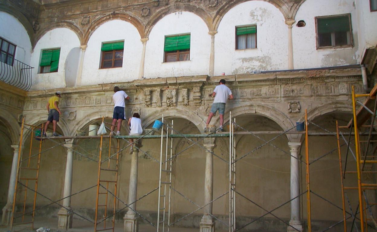 Rehabilitación del Claustro de Santo Domingo en el año 2002