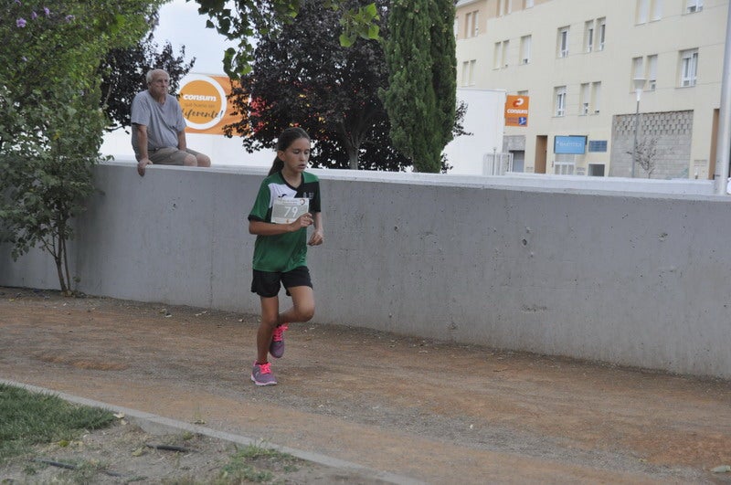 Víctor Doblas Díaz gana la XXI Carrera Popular Quesada Clínica Dental